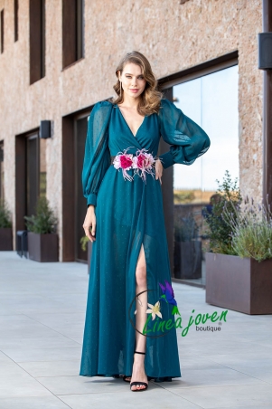 Sencillo vestido de fiesta...