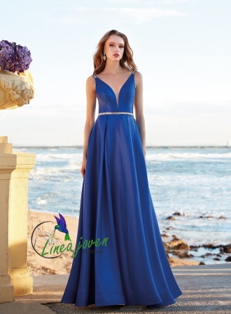 Vestido largo confeccionado...