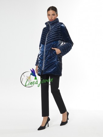 Abrigo azul acolchado