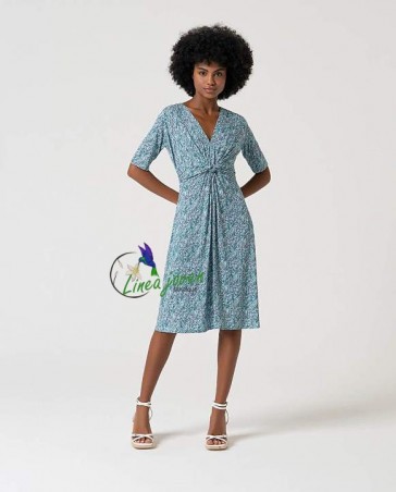 Vestido corto elástico...